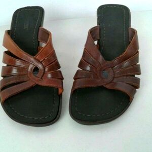 NATURAL ‎ Trek Woman's Brown Leather Wood Wedge Sz 8.5 M